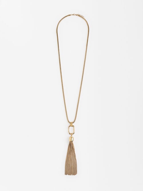 Necklace with fringe pendant