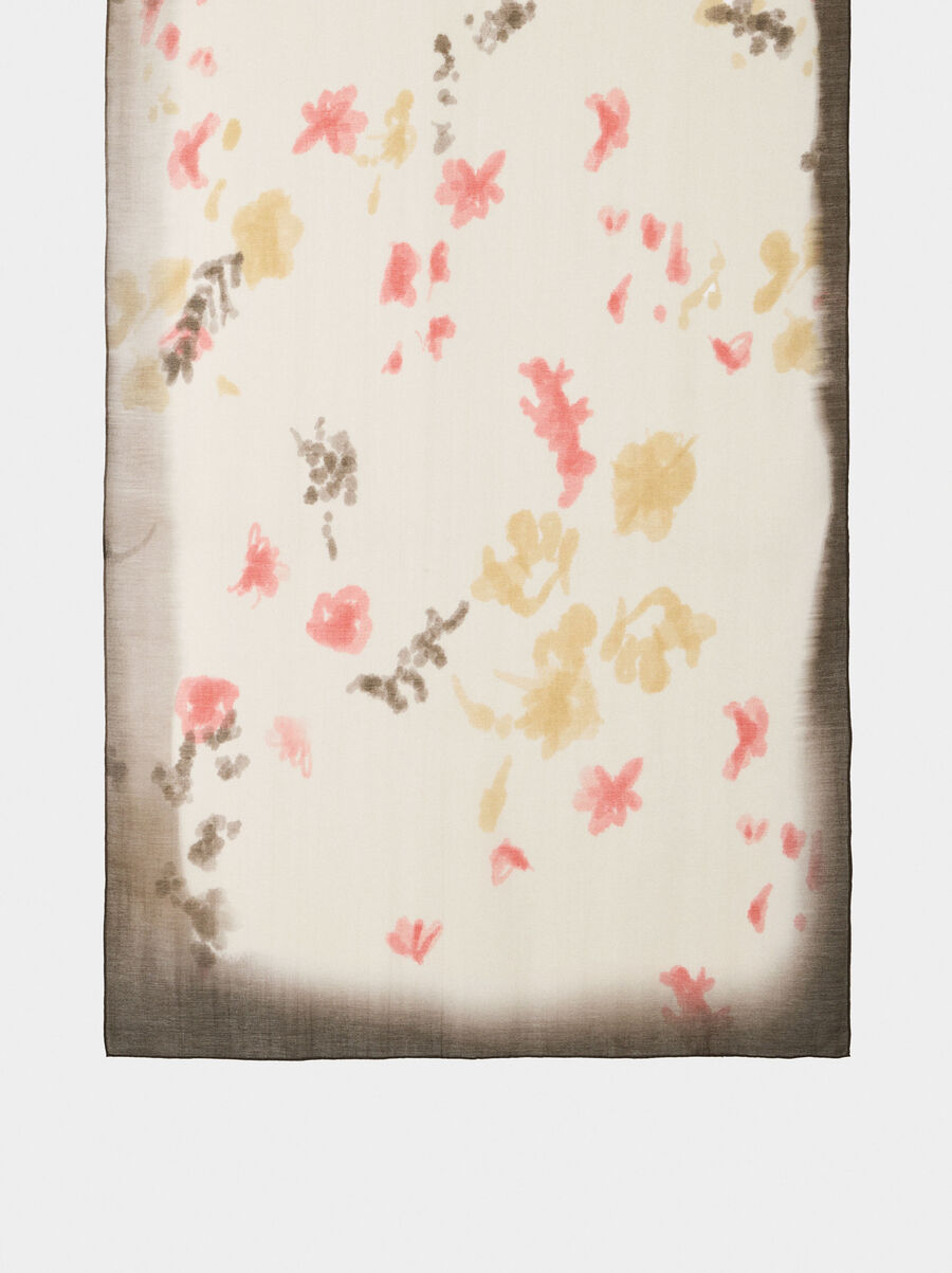 Printed scarf with lyocell