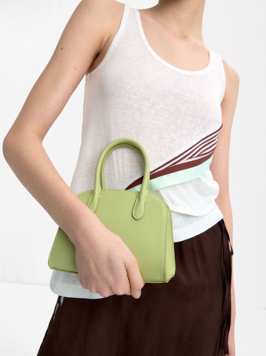 Tote bag with shoulder strap