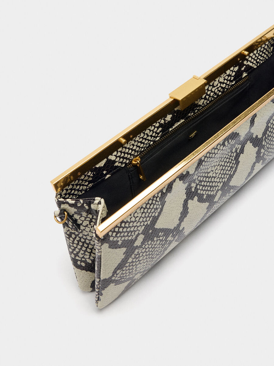 Envelope bag with animal embossing