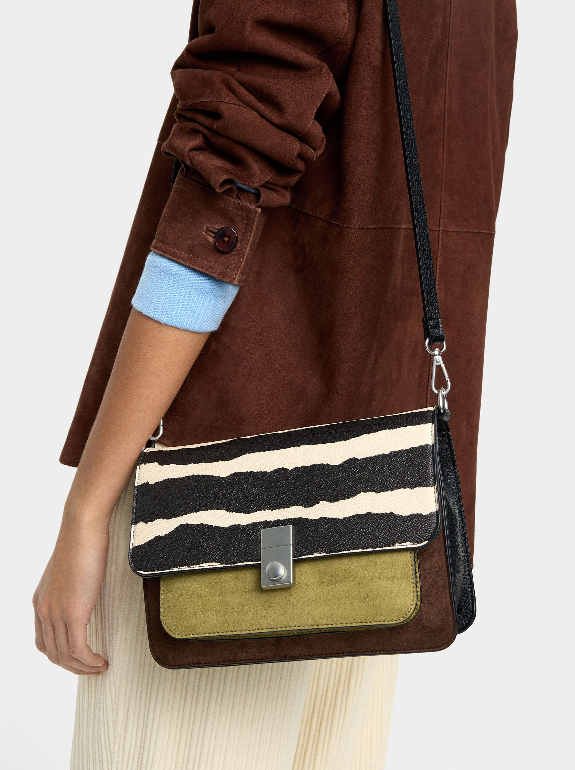 Animal printed crossbody bag with flap image number 0.0