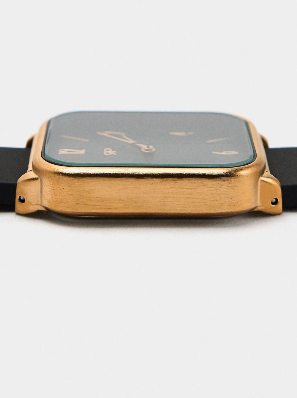 Watch with silicone strap