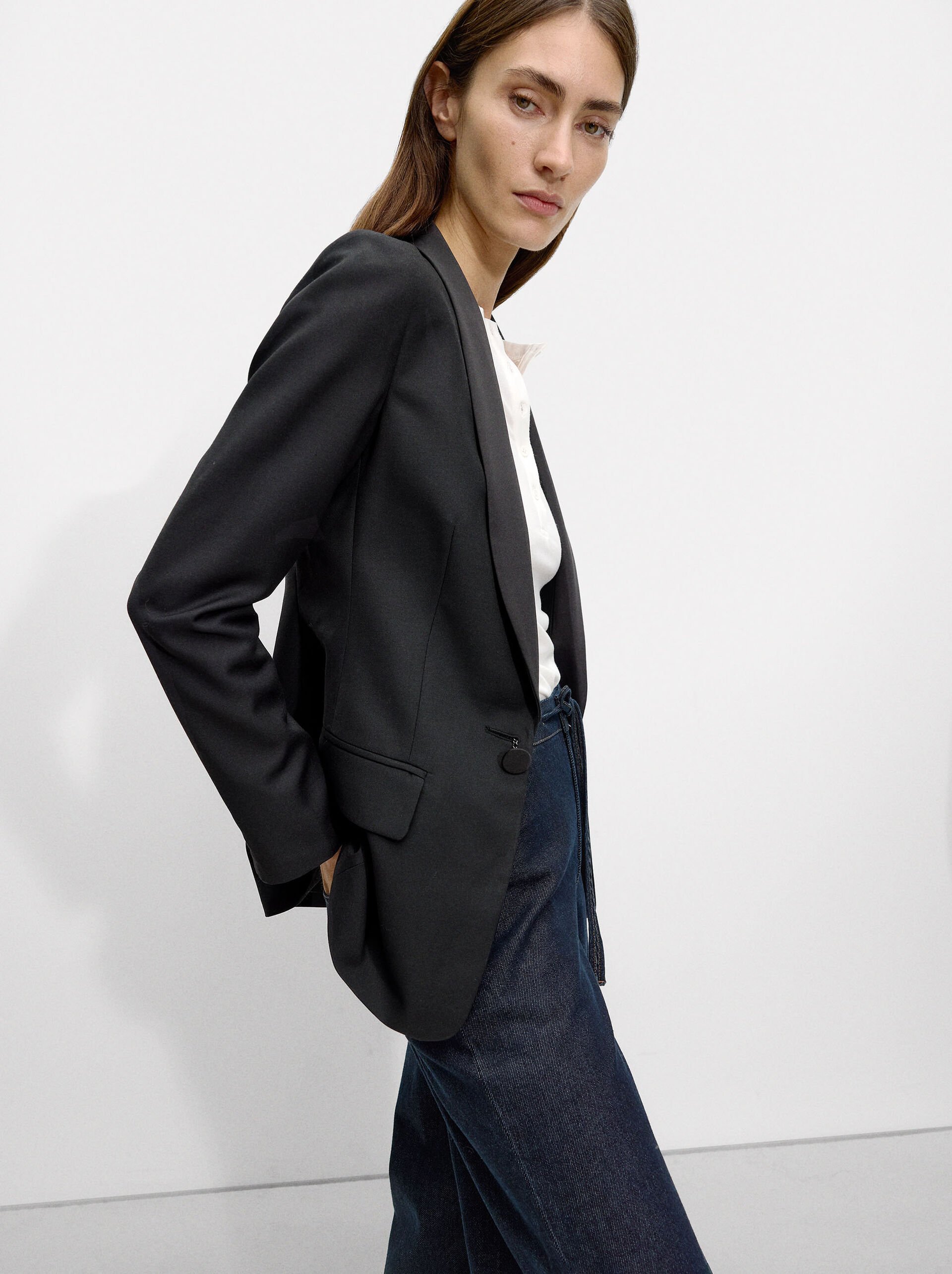 Wool blended blazer image number 0.0