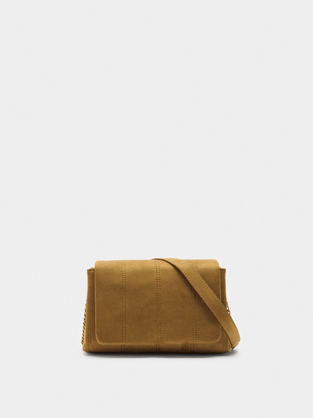 Padded shoulder bag with flap