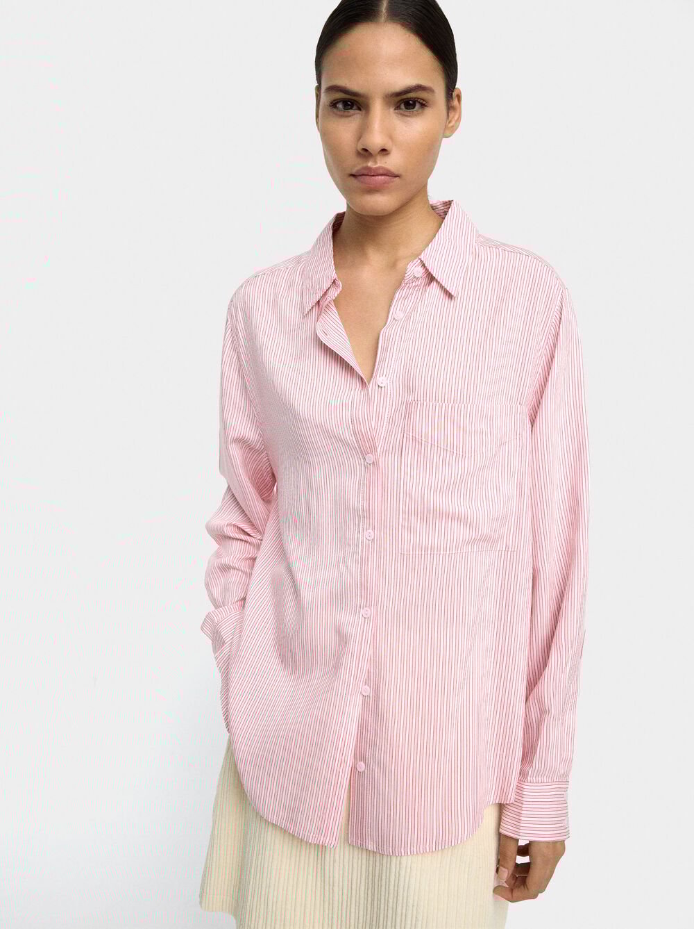 Shirt with pinstripe