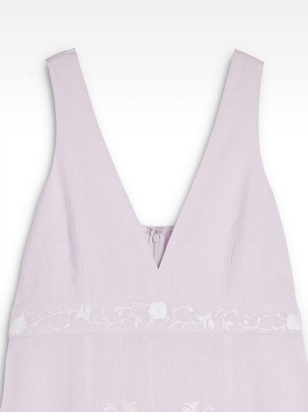 Cotton dress with embroidery