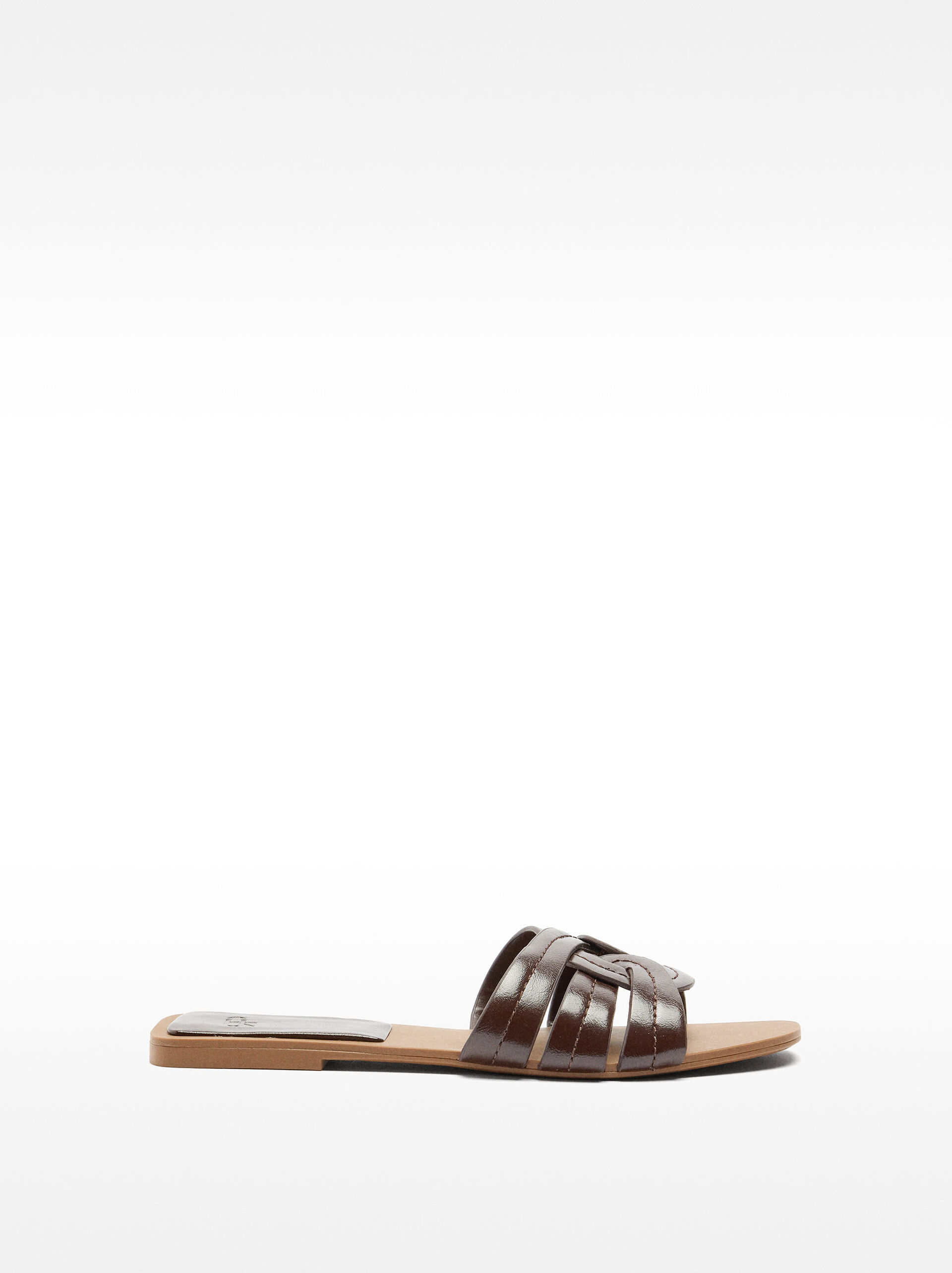 Crossed flat sandals image number 2.0