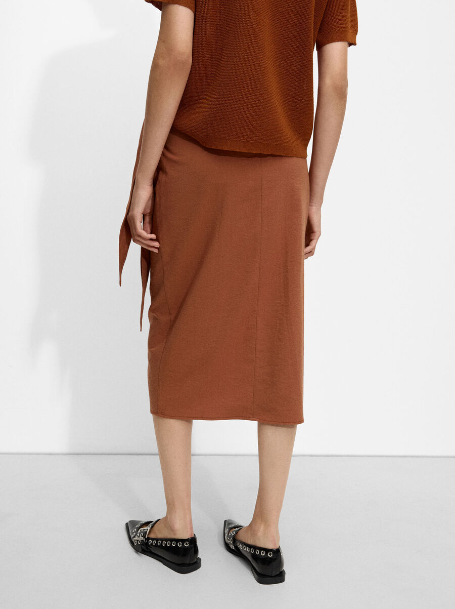 Midi skirt with knot