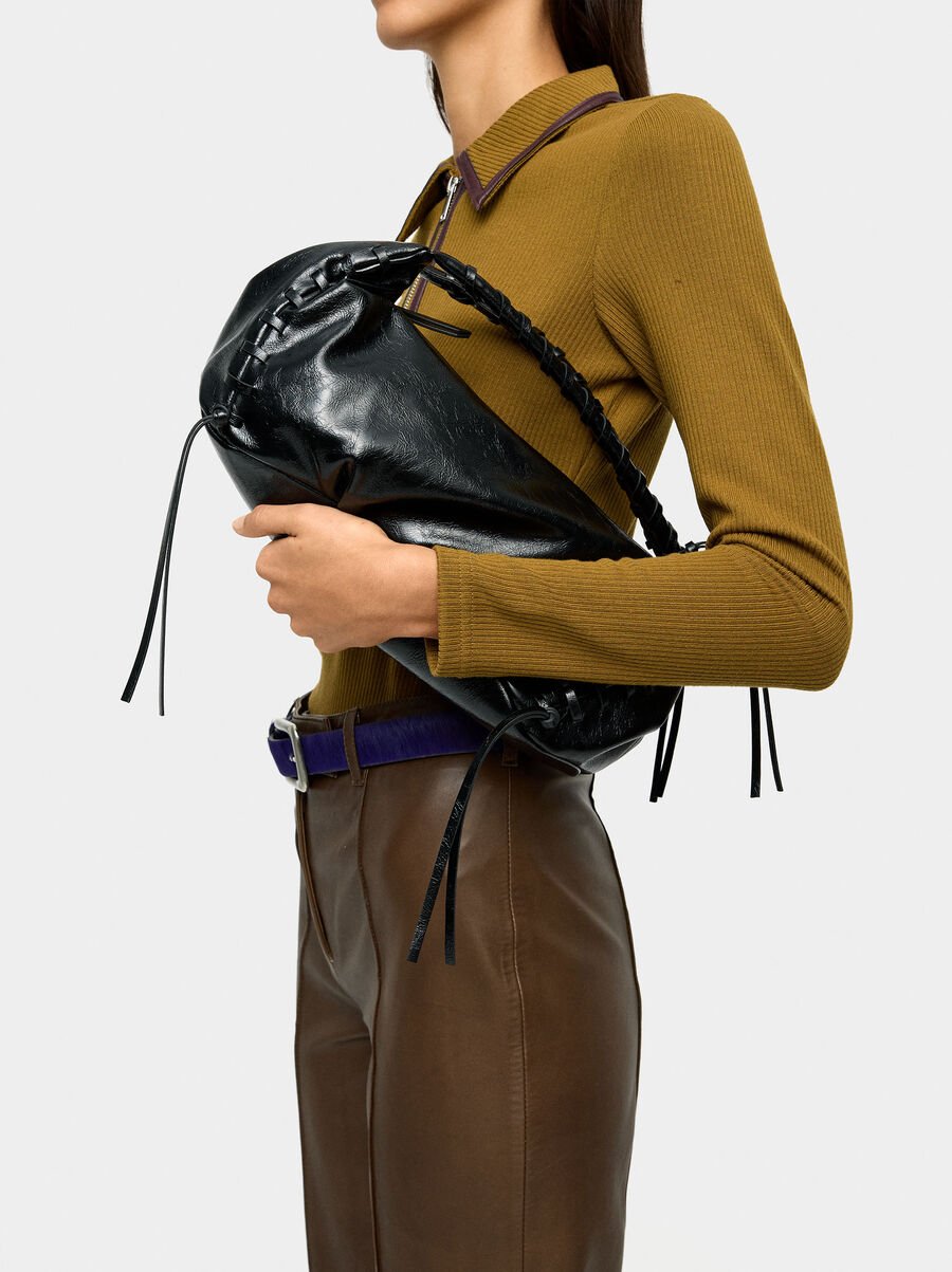 Handbag with patent finish