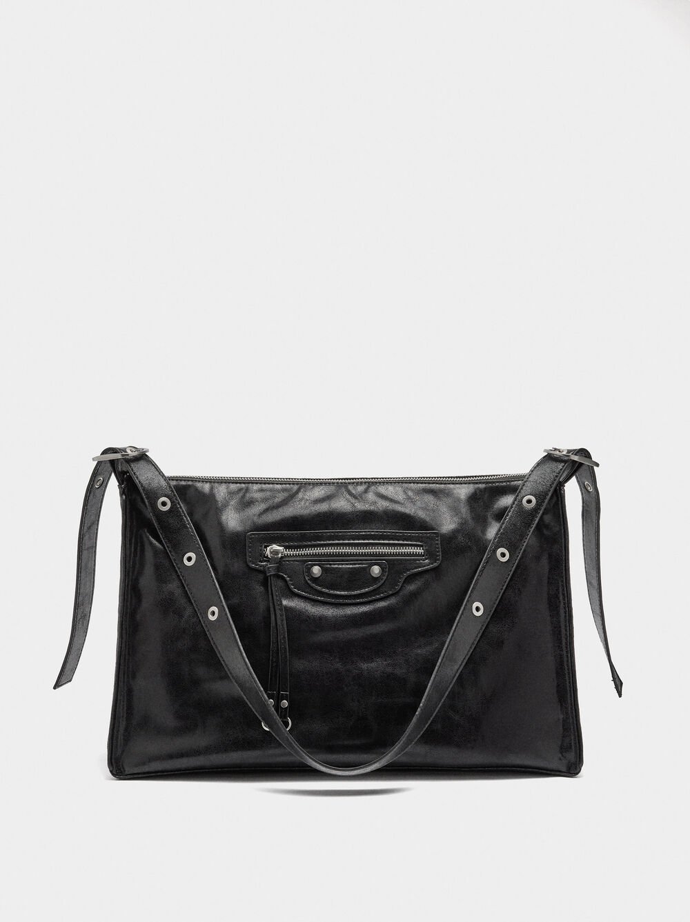 Handbag with aged effect