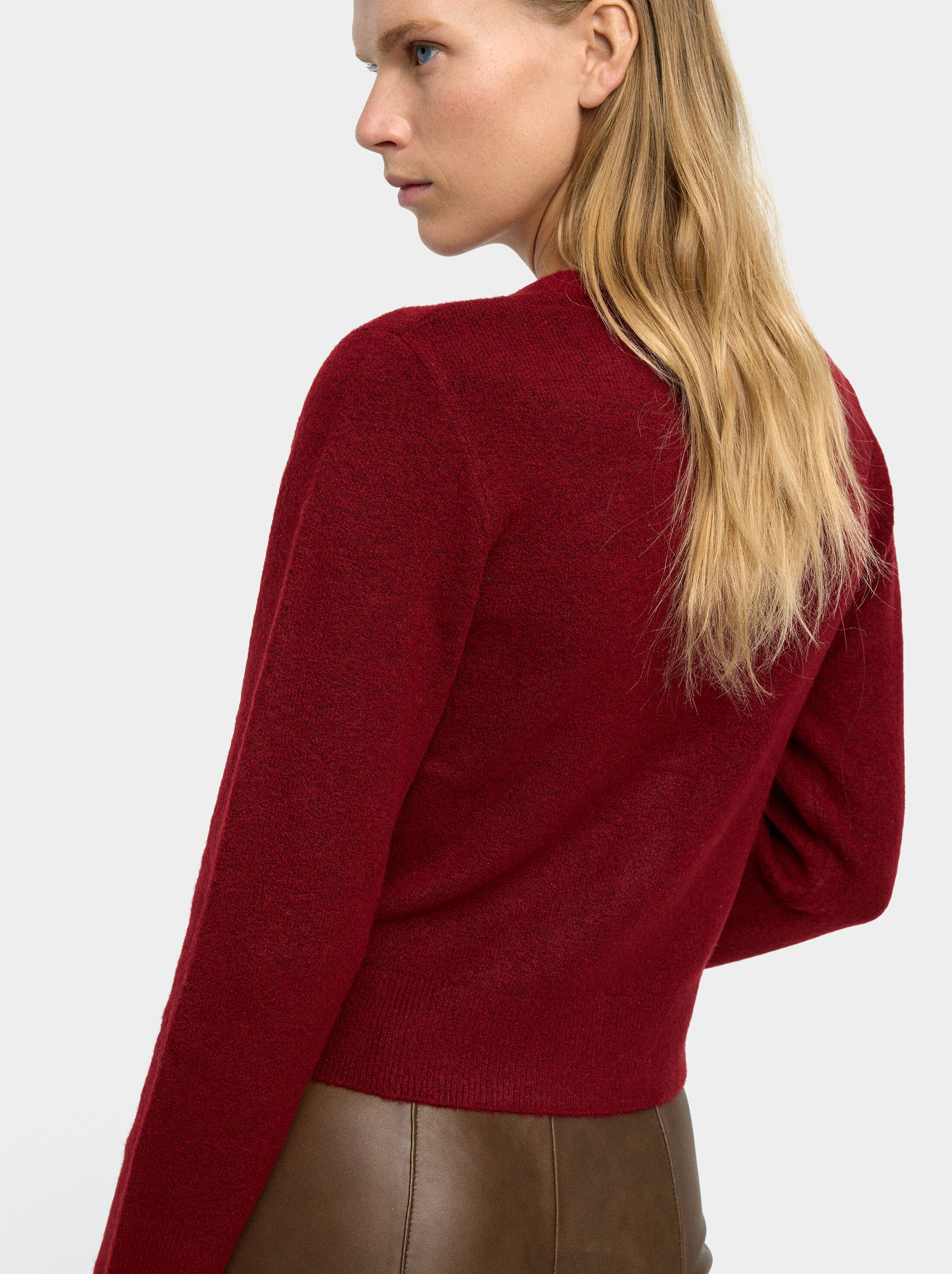 V-neck knit cardigan image number 3.0