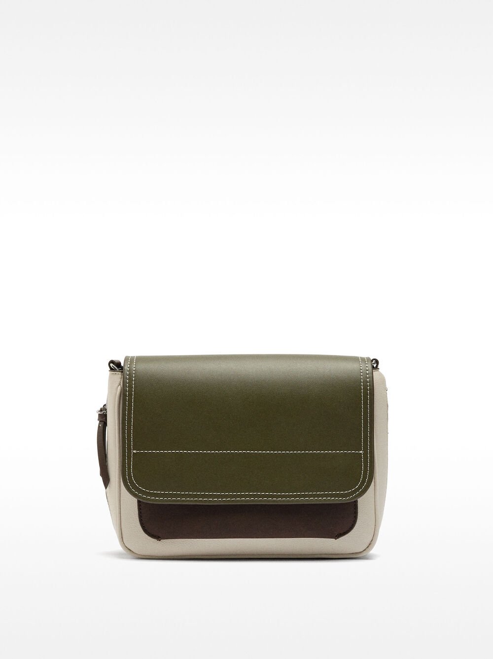 Extendable crossbody bag with flap
