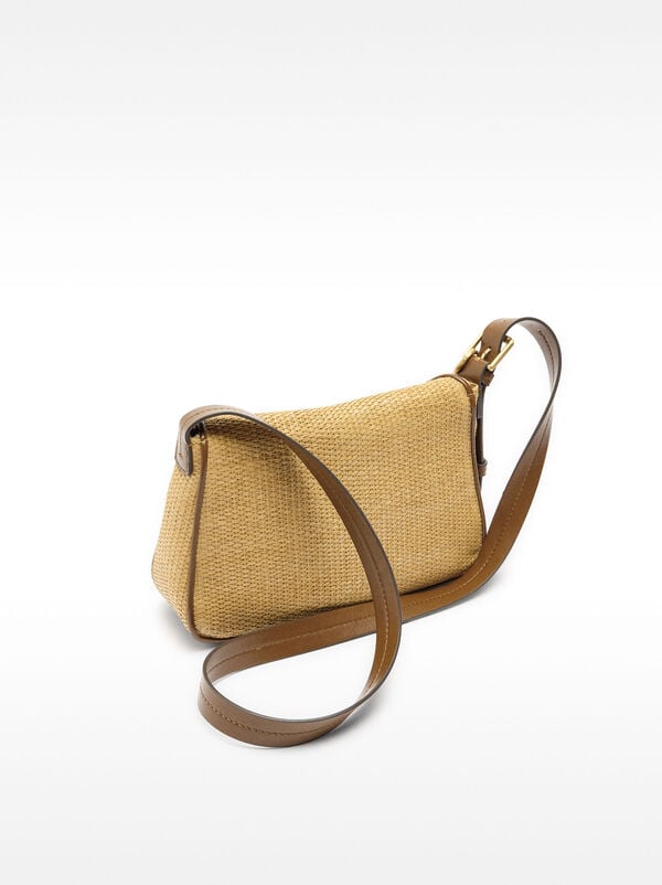 Crossbody bag with straw effect flap