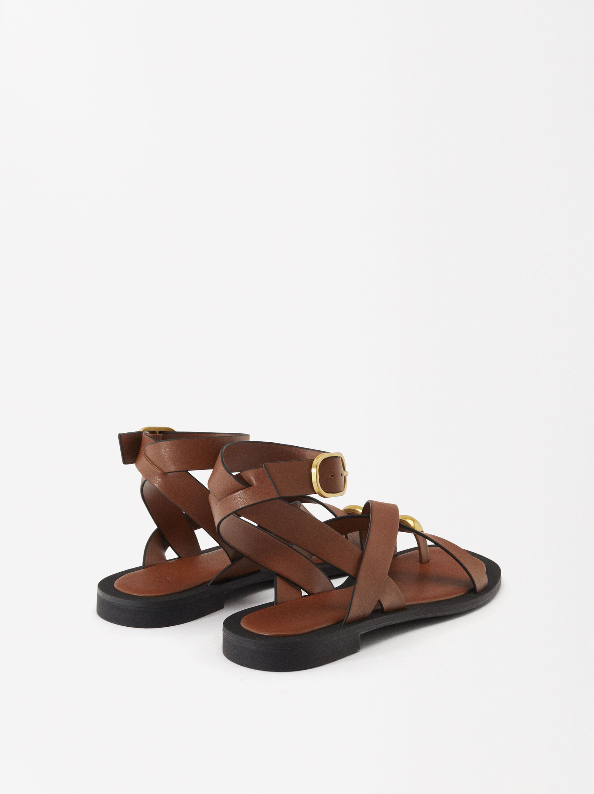 Criss-Cross Flat Sandals With Metallic Detail image number 3.0