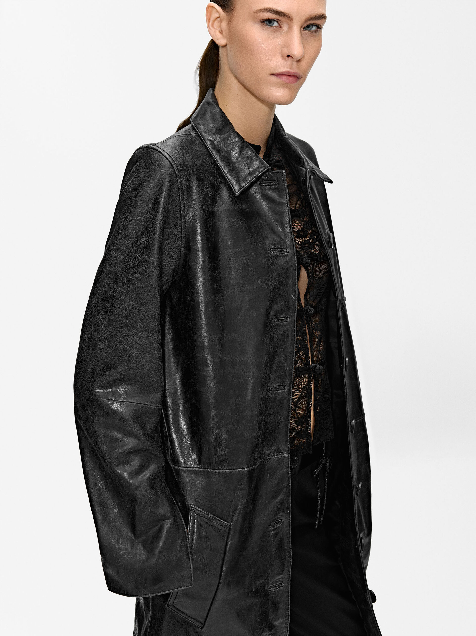 Long coat with pockets image number 3.0