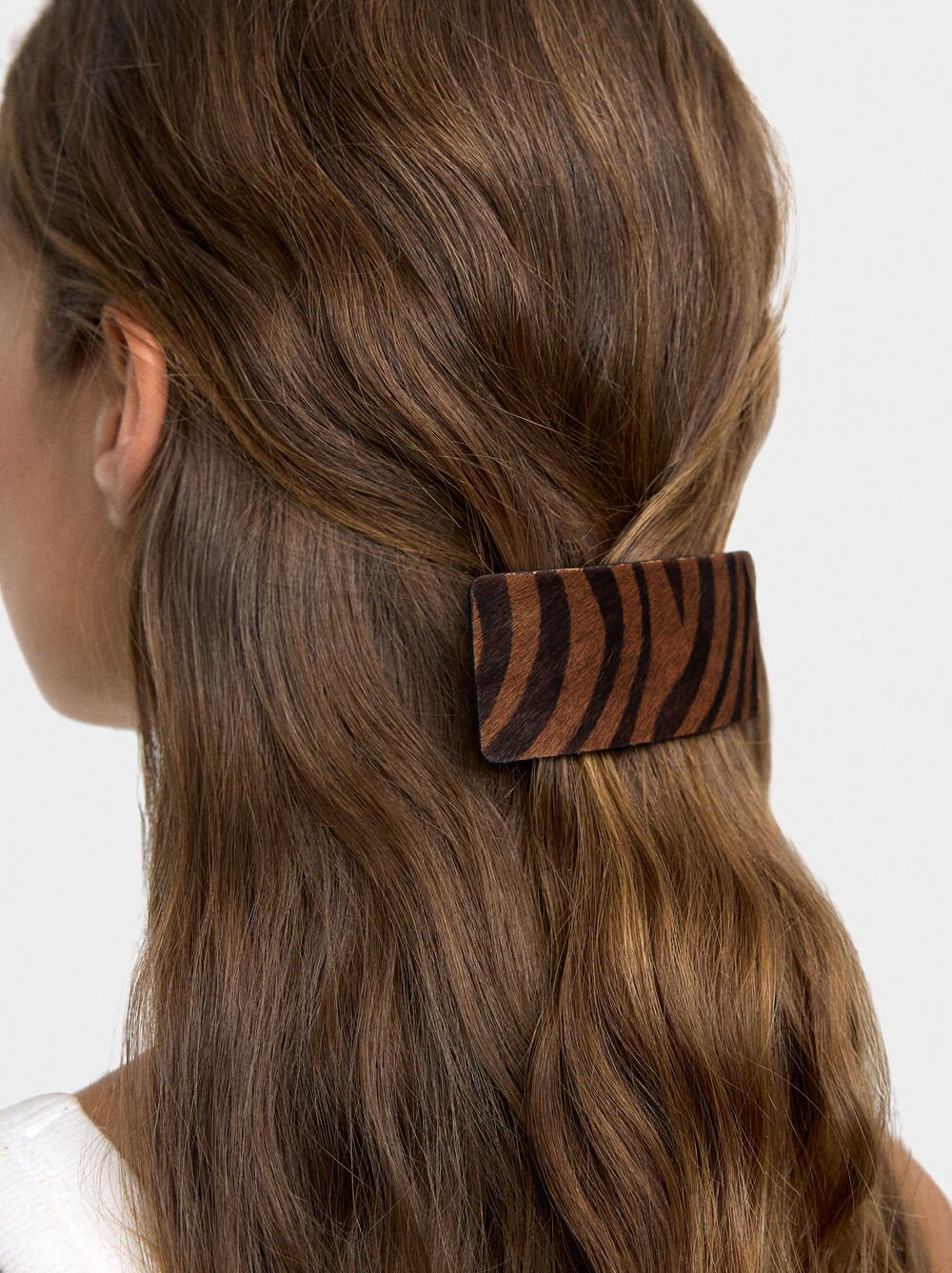 French clip with leather