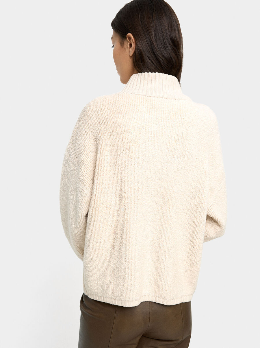 Textured knit cardigan