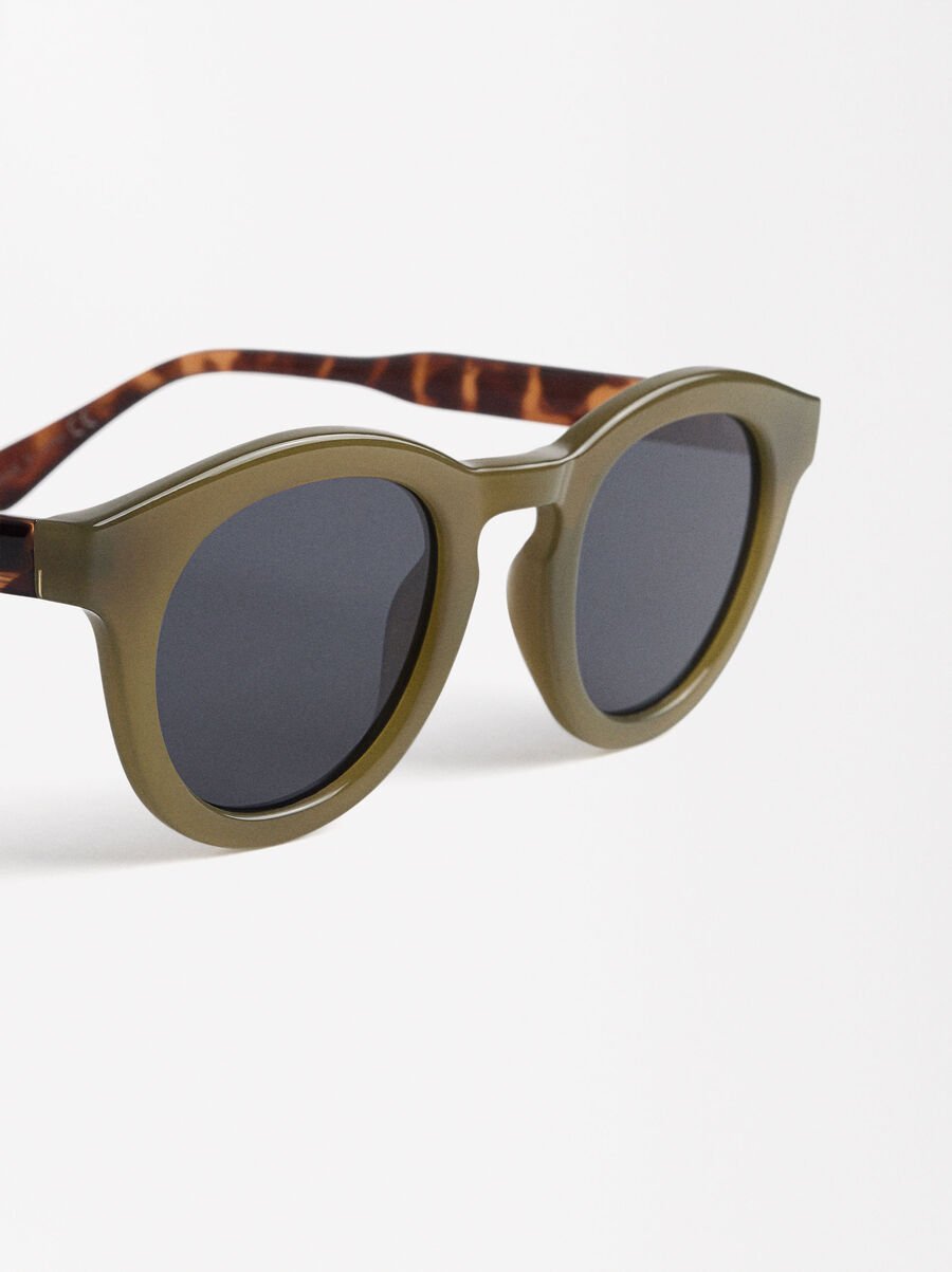 Round sunglasses 