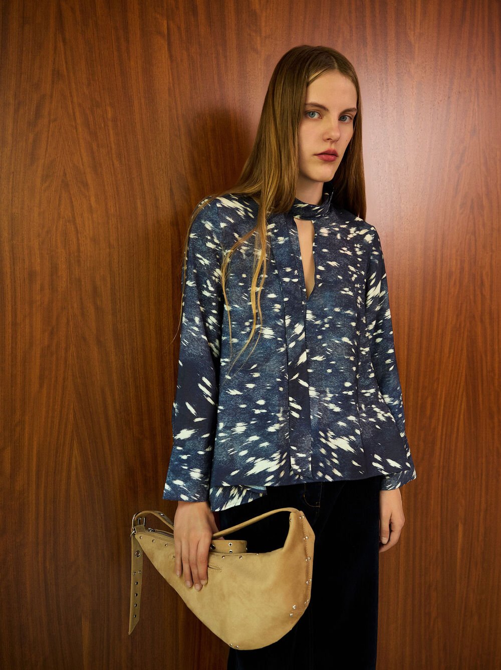 Blusa de manga larga con estampado animal