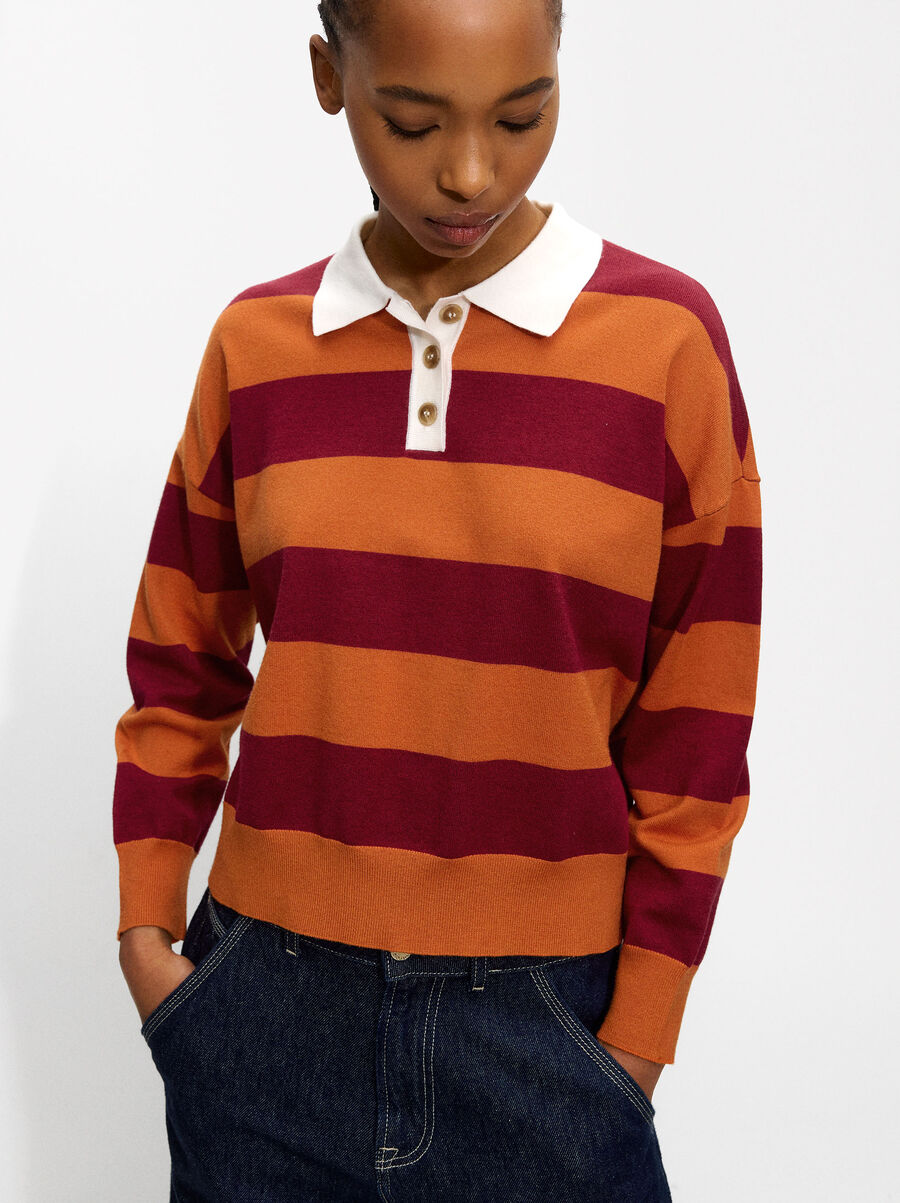 Pull en maille rayée