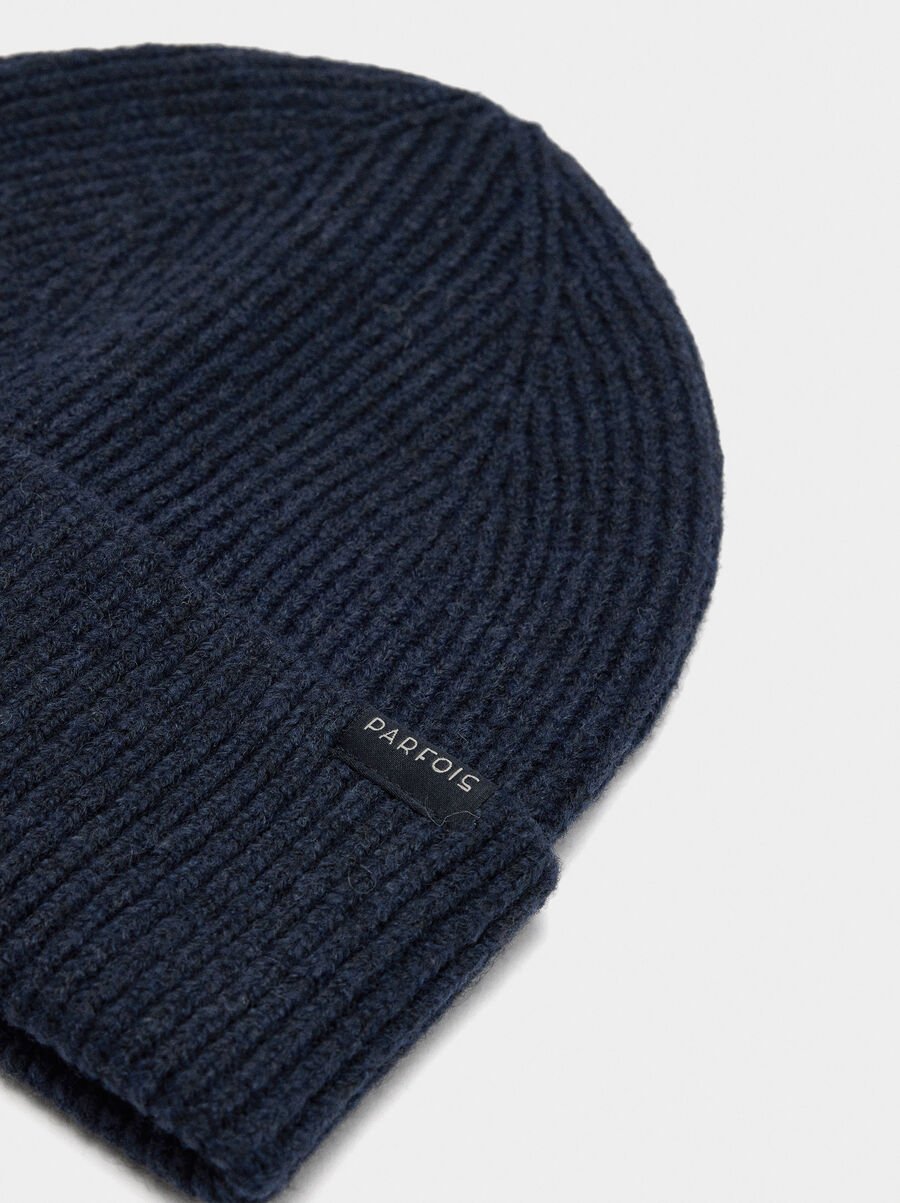 Gorro con dobladillo