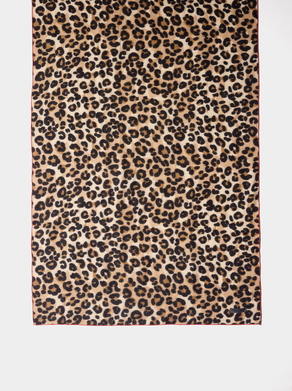 Scarf with animal printed