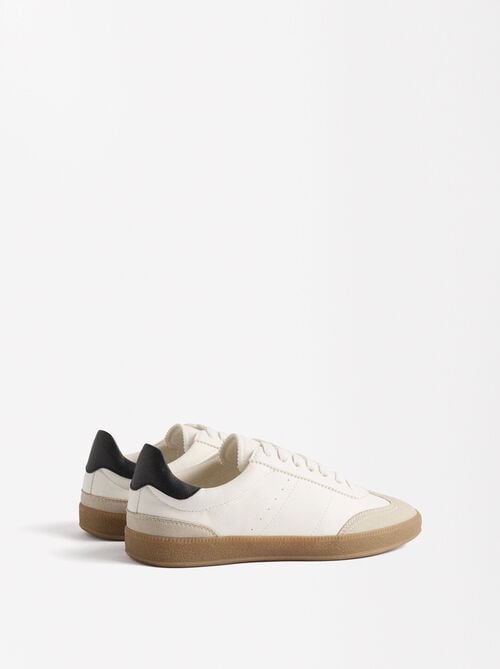 Contrast sneakers
