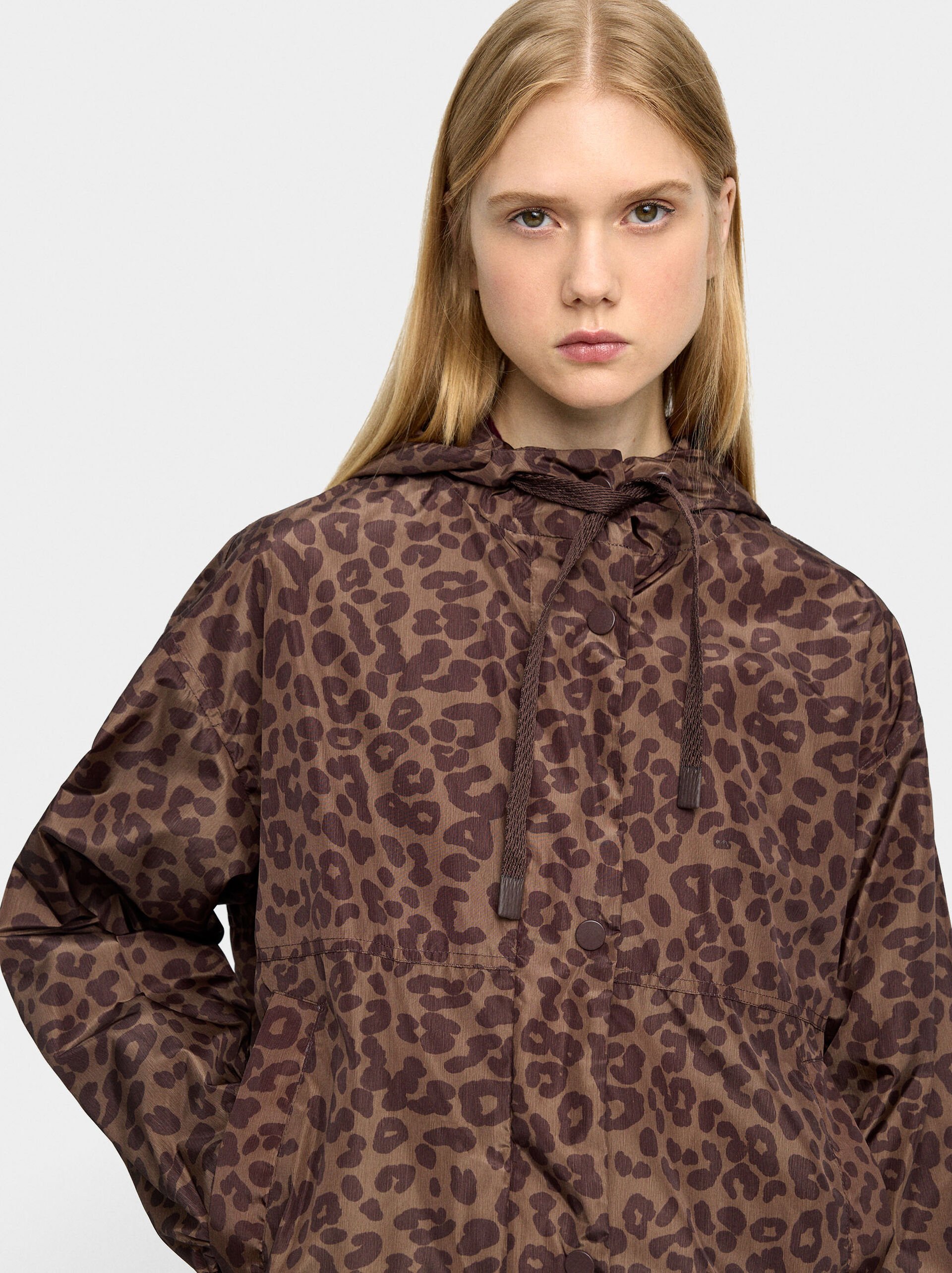 Printed parka with hood image number 1.0