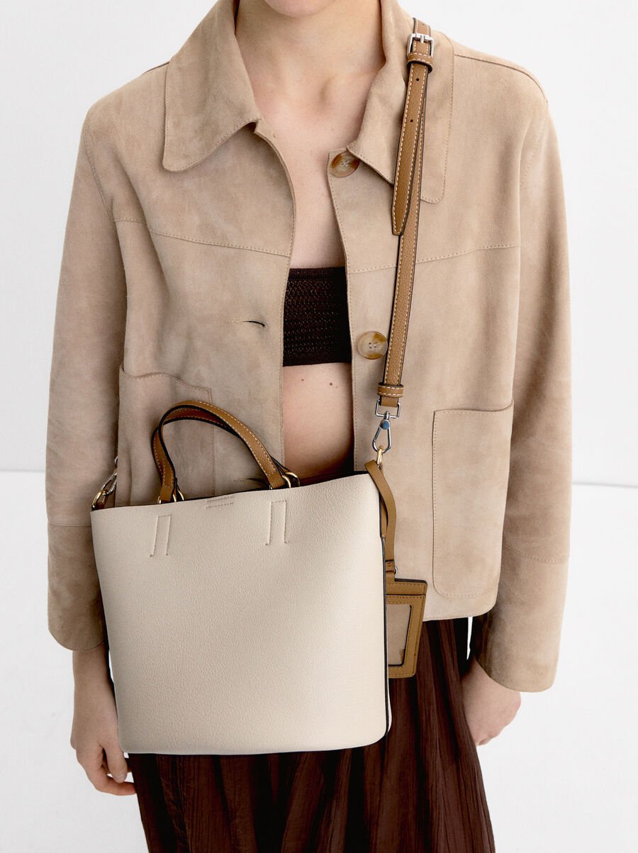Tote bag with charm