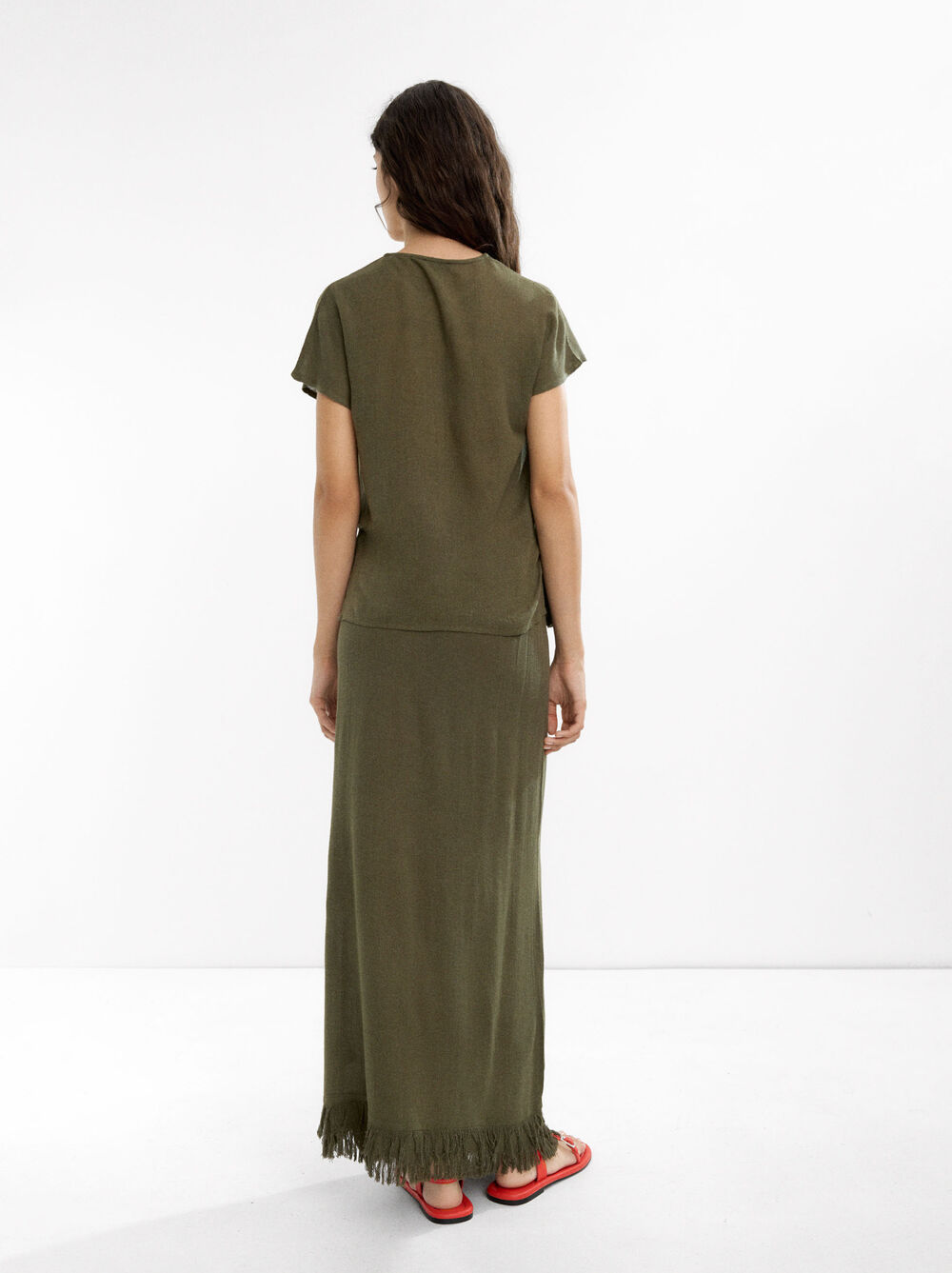 T-Shirt aus Leinenmischung mit Knöpfen