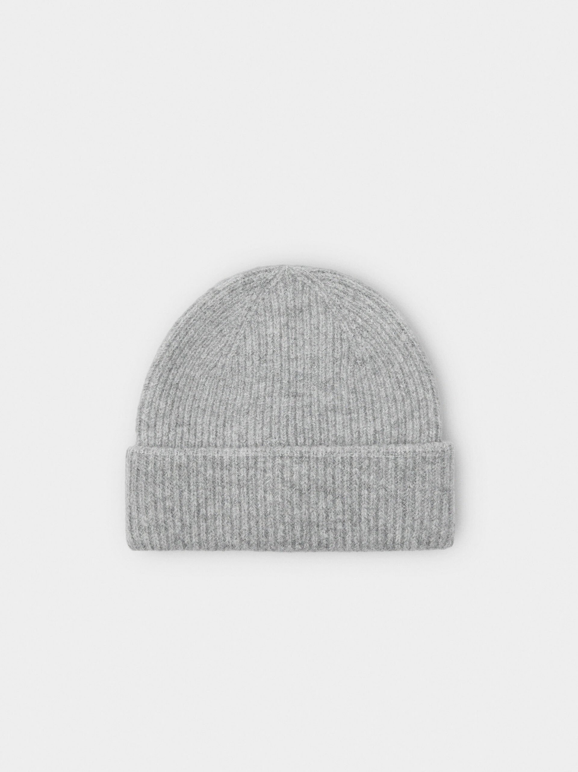 Gorro aus geripptem Material mit Bündchen image number 0.0