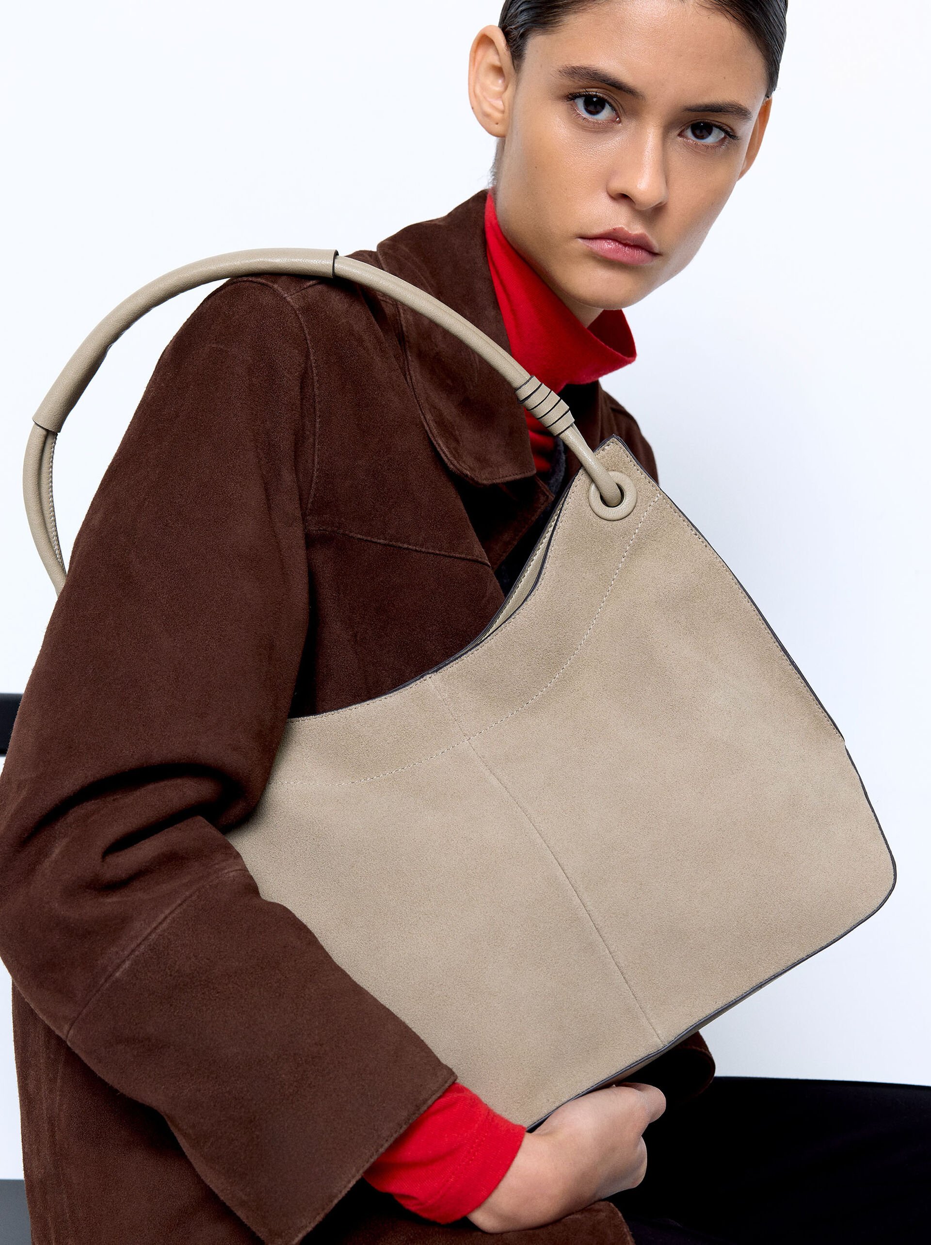 Shoulder bag with leather details image number 5.0