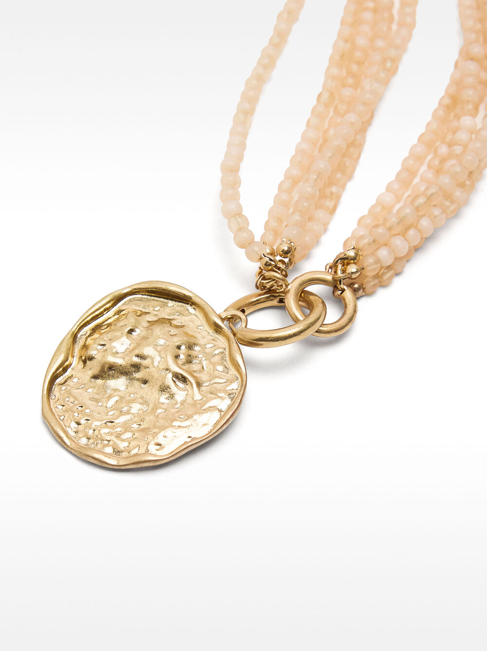 Collar multifileres amb medalla