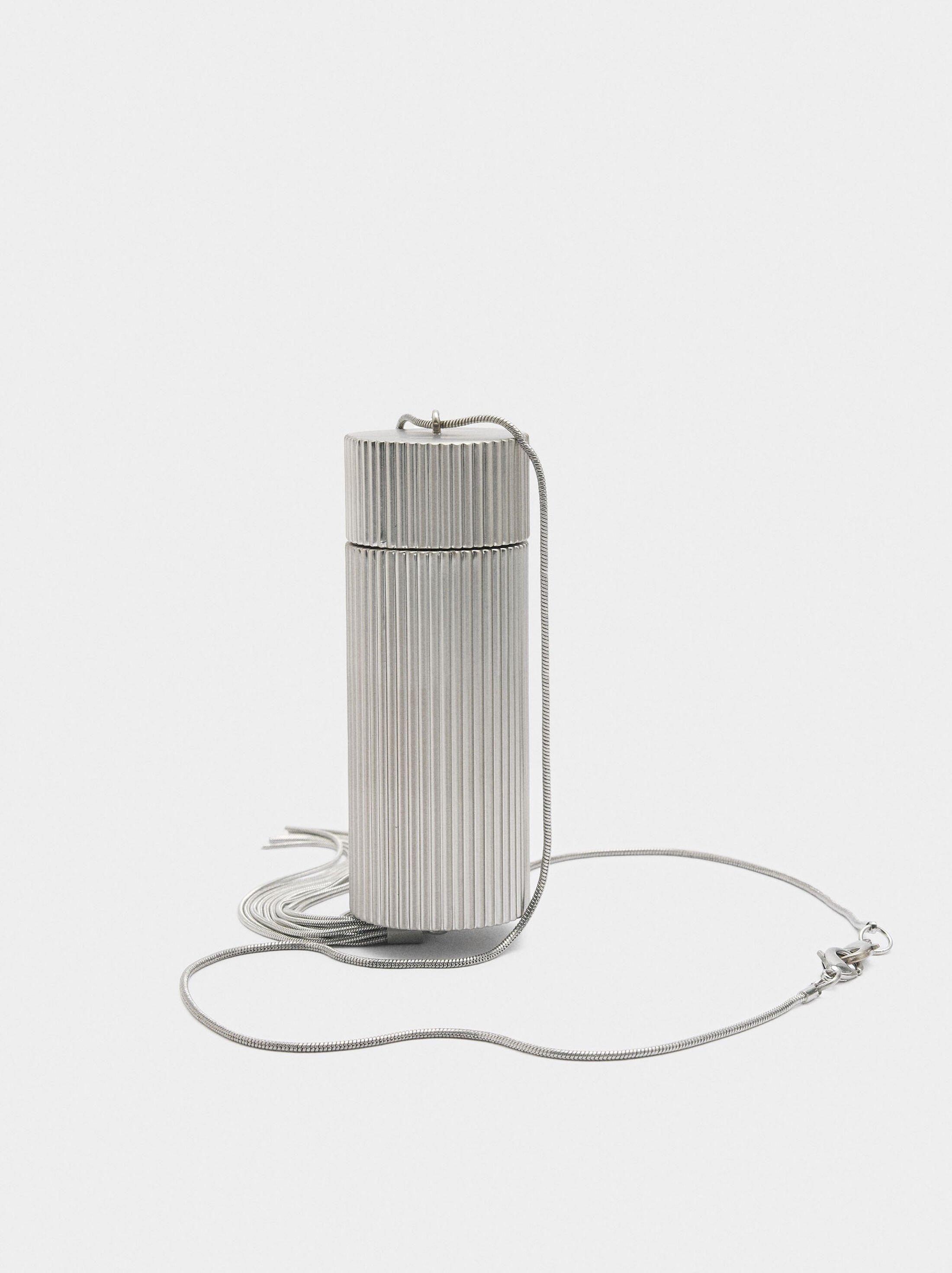 Cylindrical metal clutch image number 3.0