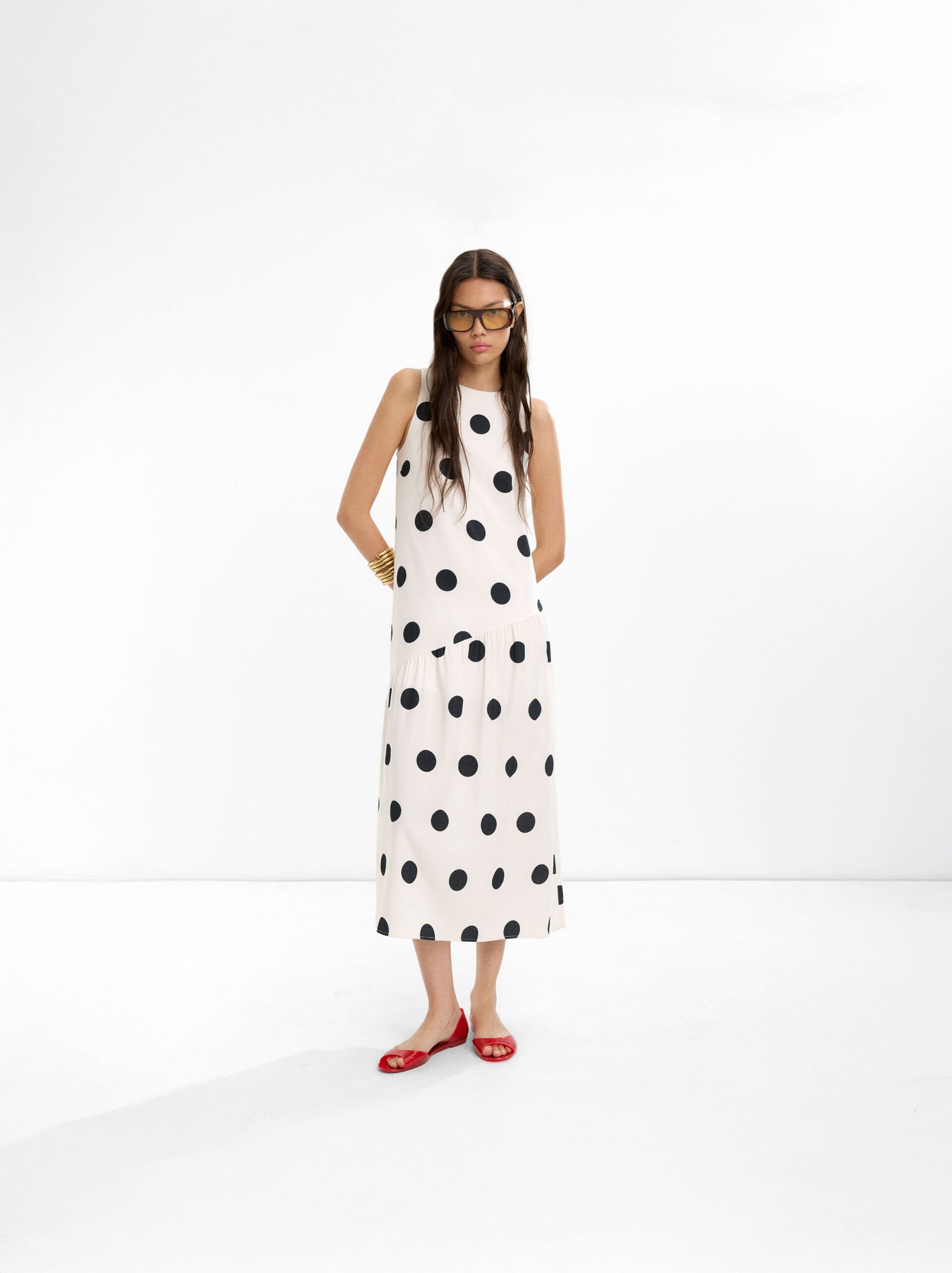 Vestido comprido de bolinhas    image number 6.0