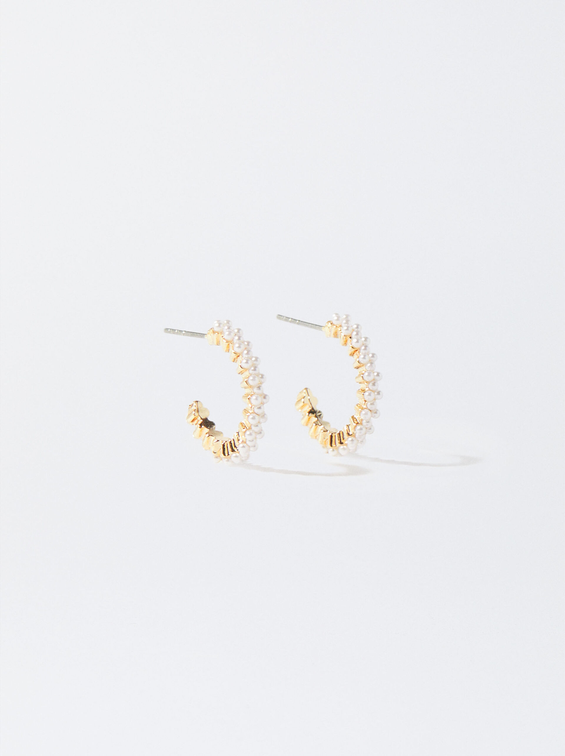 Gold-Toned Hoop Earrings With Faux Pearls image number 0.0