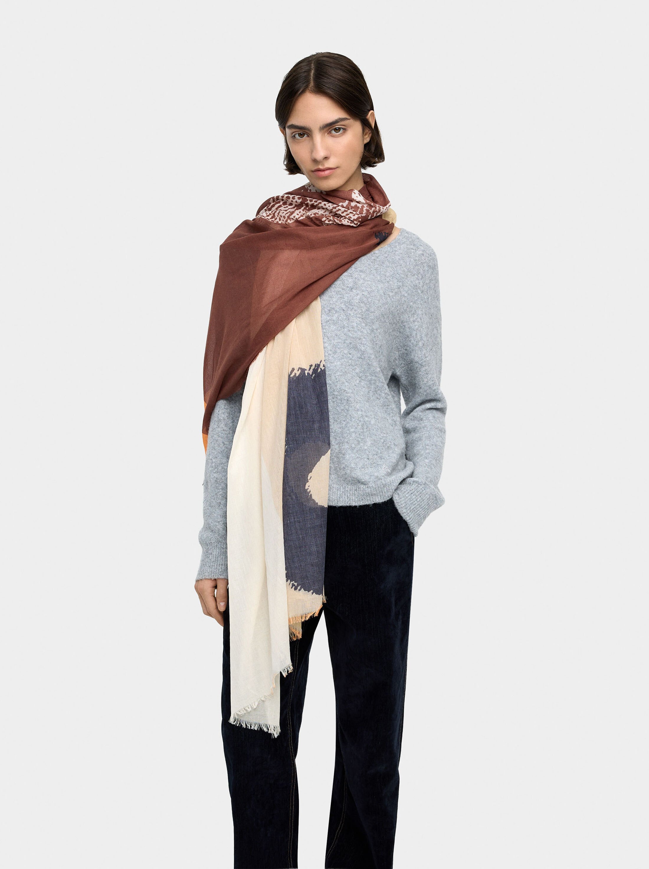 Printed scarf with 100% cotton image number 1.0