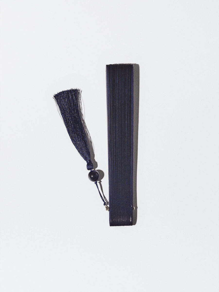 Bamboo perforated fan