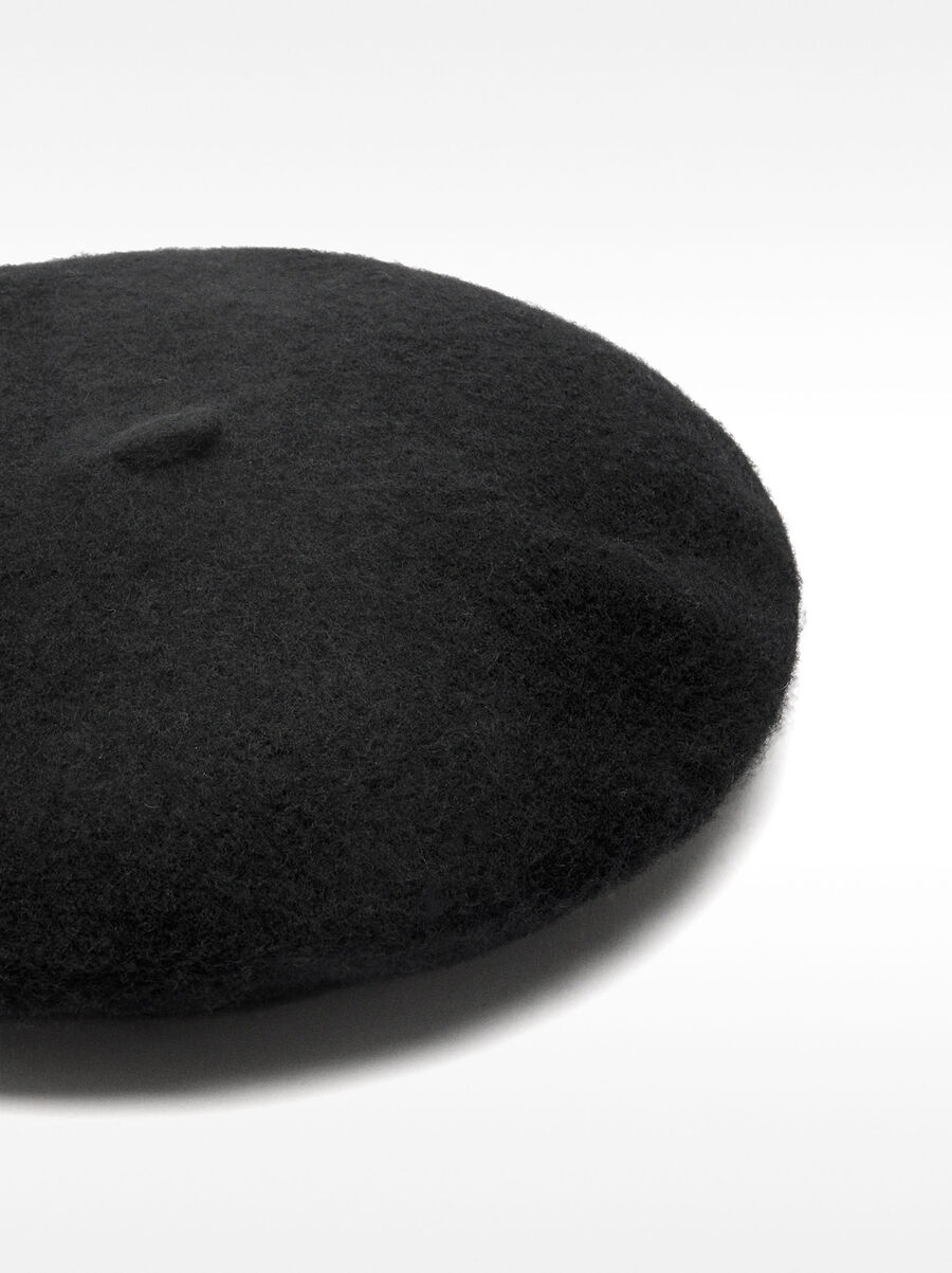 Wool beret