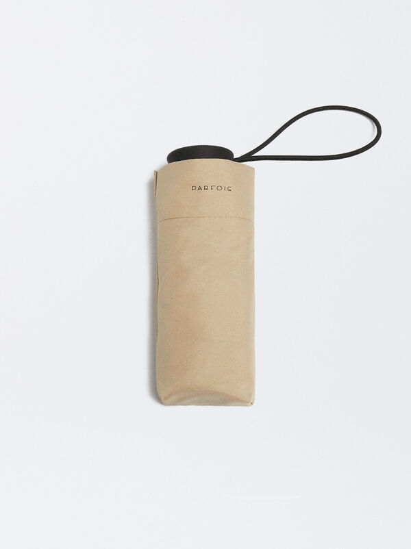Small folding umbrella