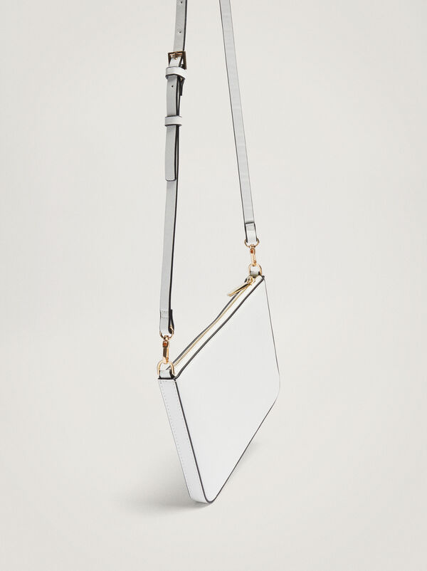 Crossbody bag with outer pocket