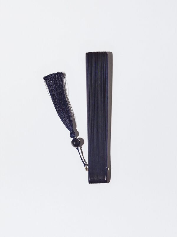 Bamboo perforated fan