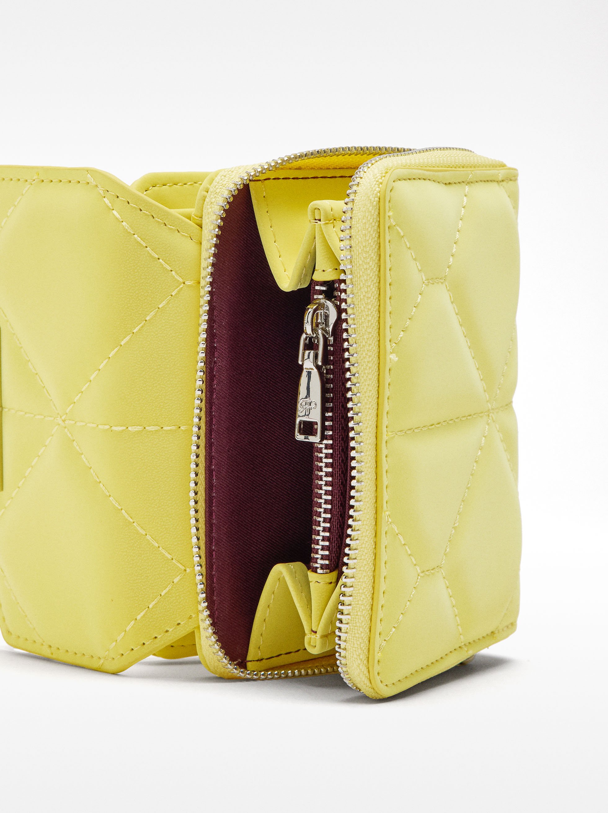 Padded wallet with soft texture image number 1.0