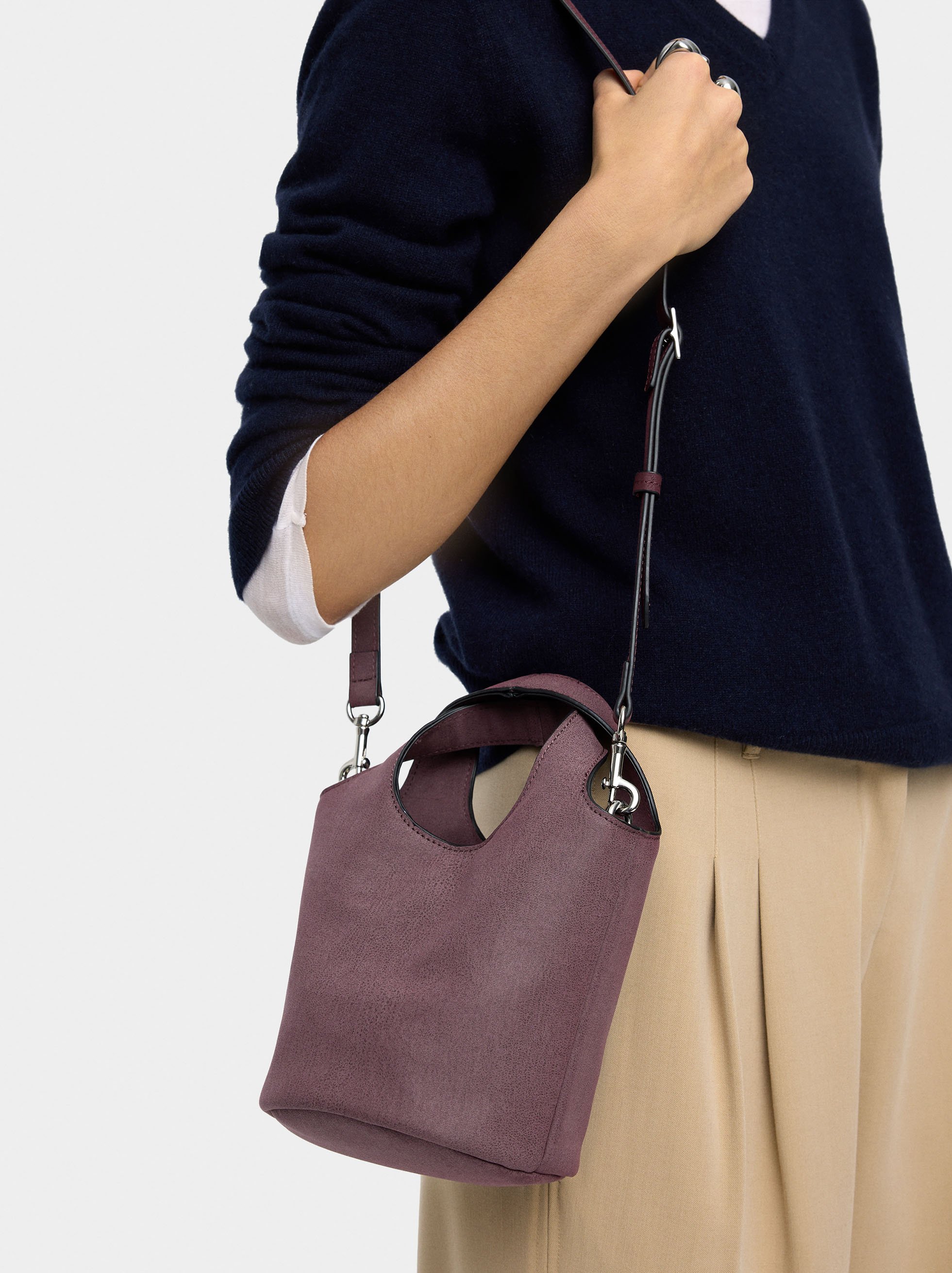 Leather-effect bucket bag image number 1.0