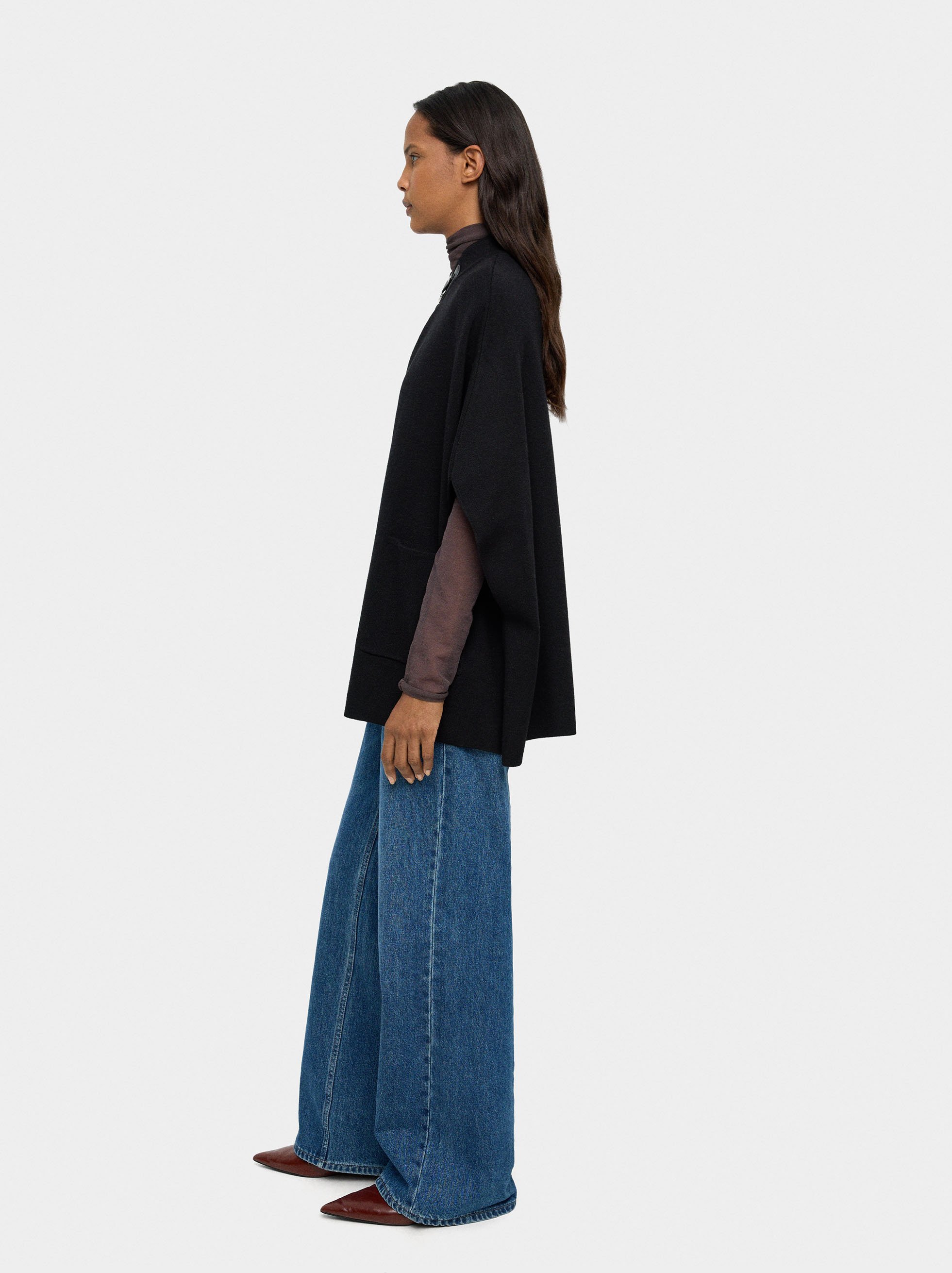 Knit poncho with high neck image number 2.0