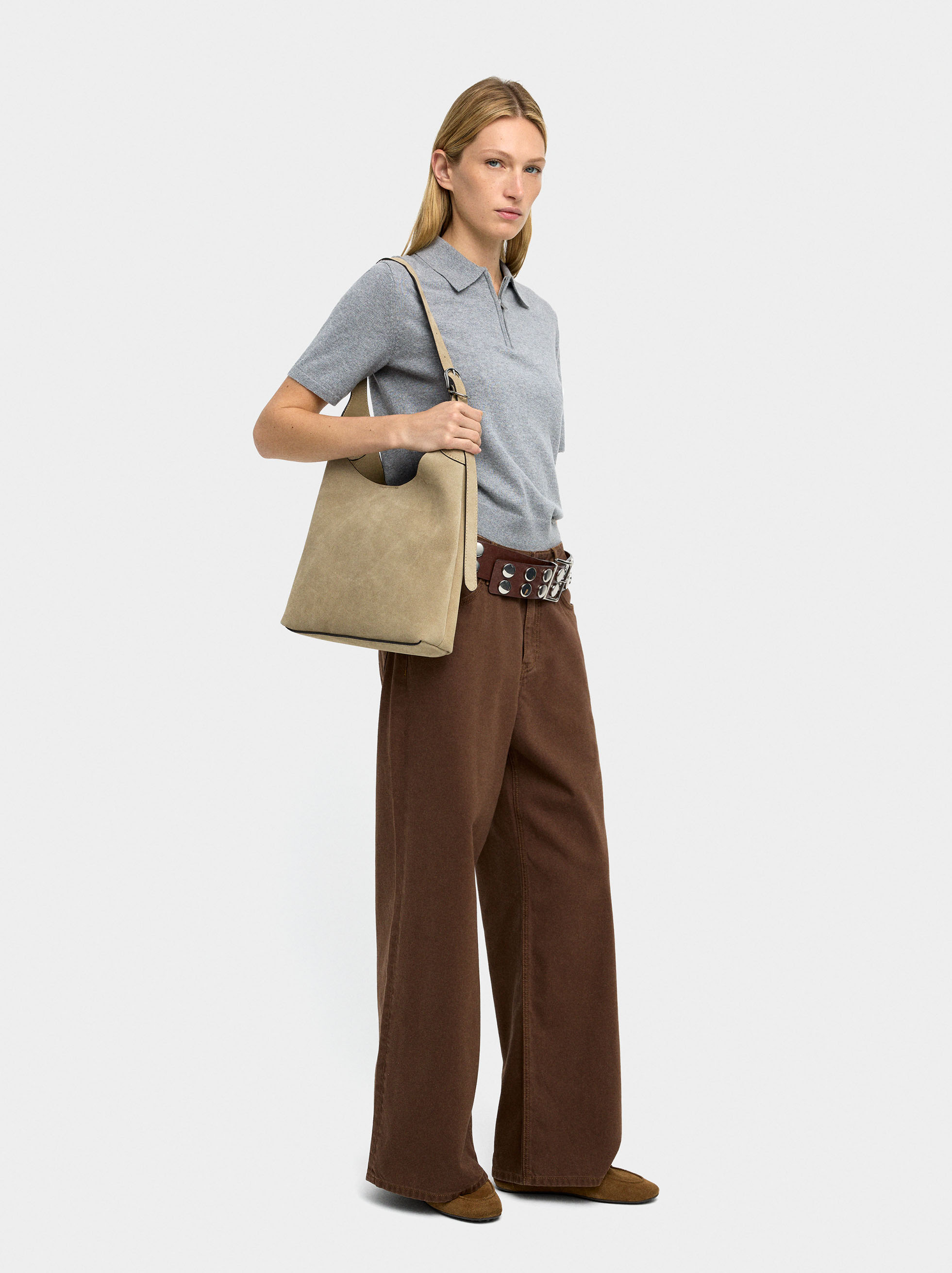 Schultertasche aus Wildleder image number 1.0