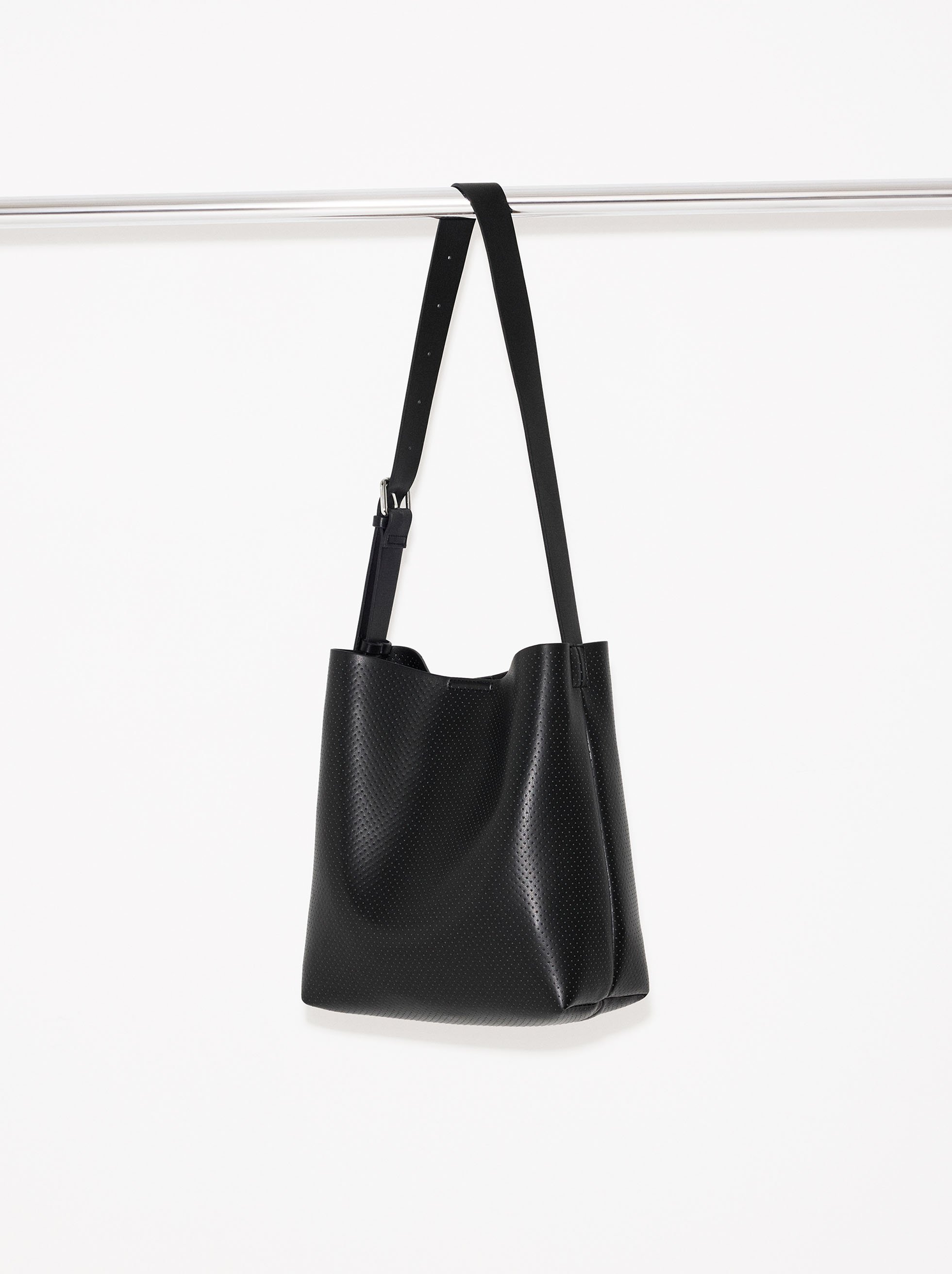Borsa a spalla con texture