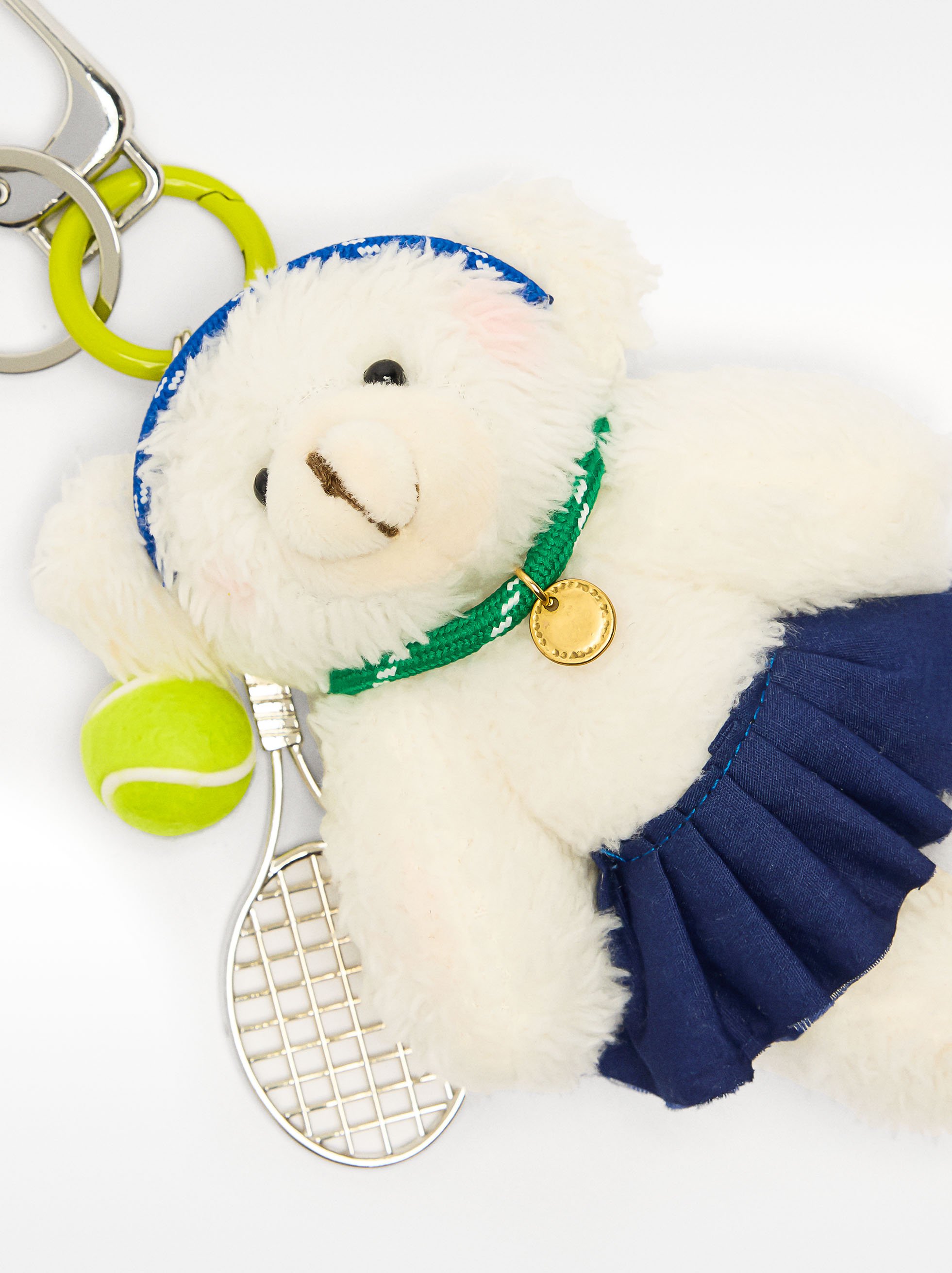 Keychain with bear charm image number 1.0