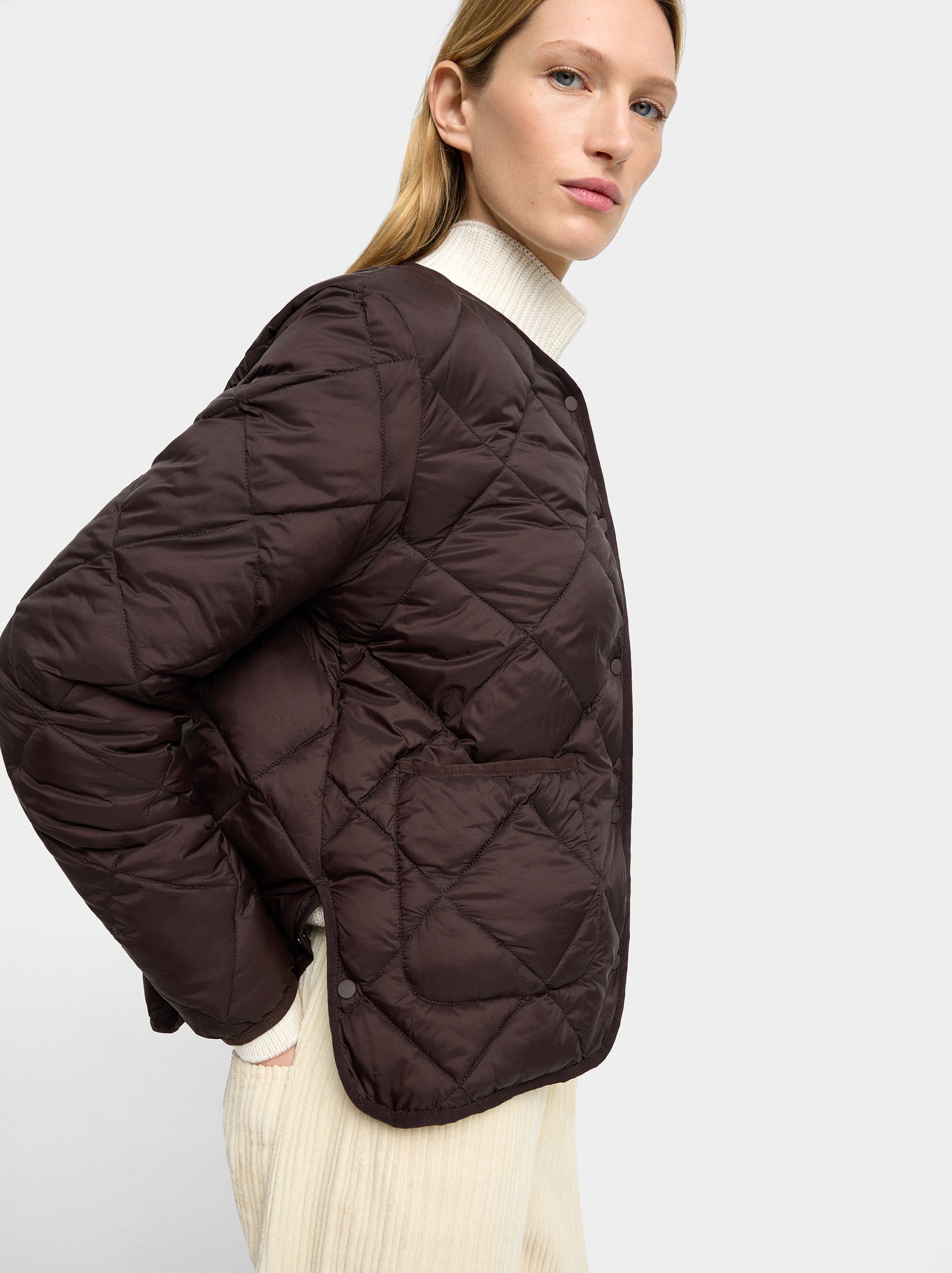 Foldable padded jacket image number 2.0