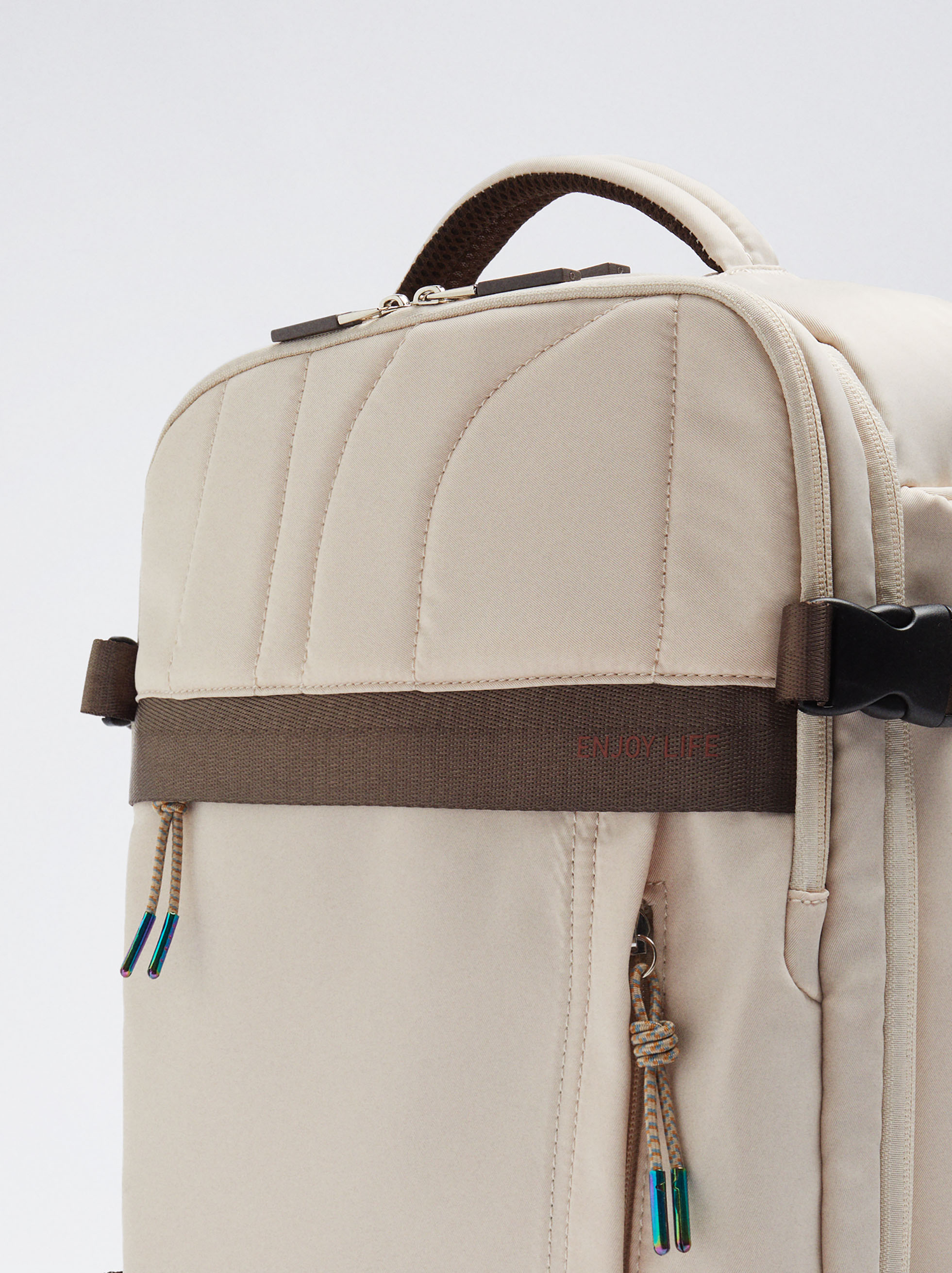 Mochila De Cabina De Nylon Negro Parfois